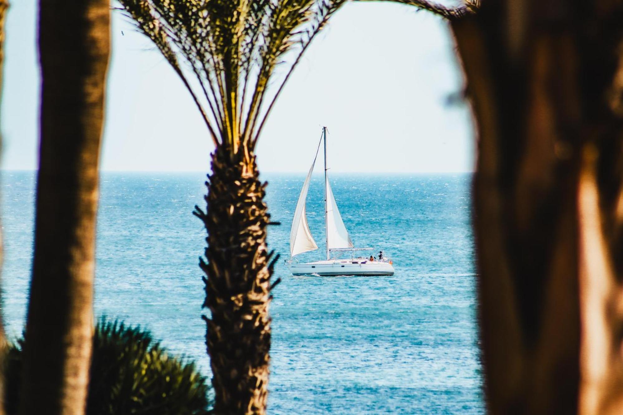 Cn-340 Suites Estepona Exteriér fotografie