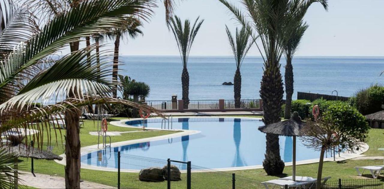 Cn-340 Suites Estepona Exteriér fotografie